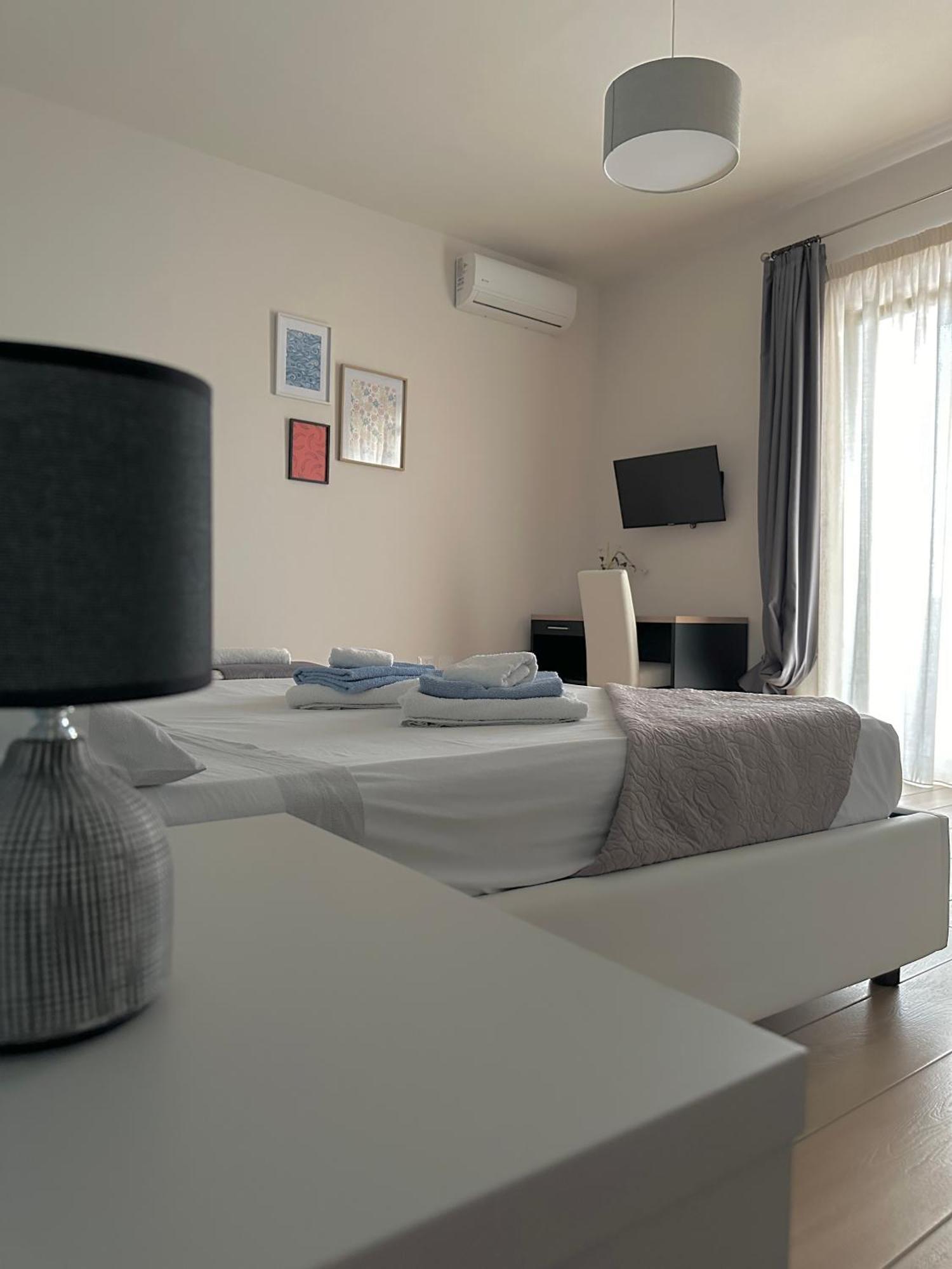 Aurora Bed And Breakfast Cirò Marina Екстериор снимка